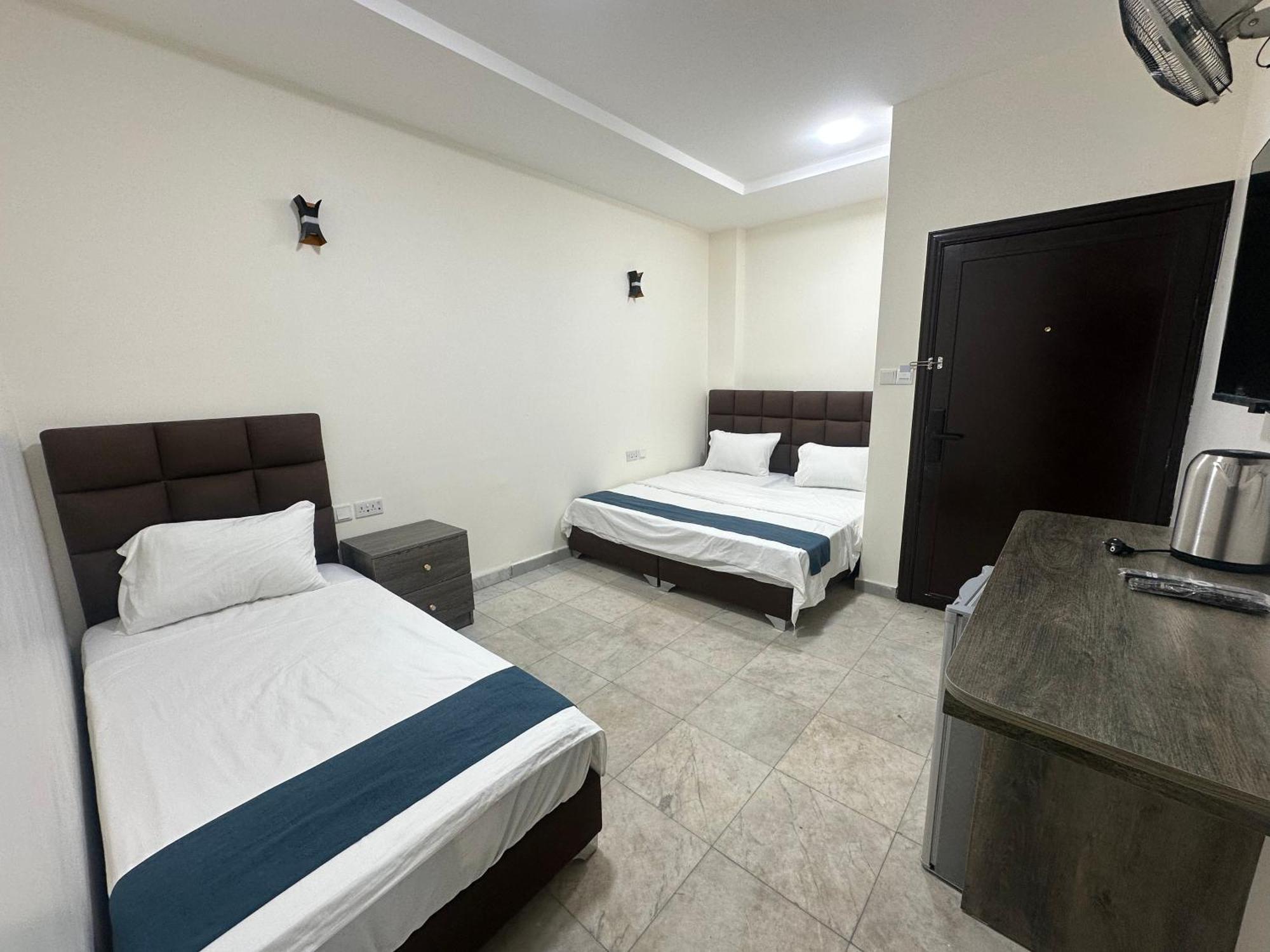 Relax House For Studio Rooms Apartment Aqaba Exterior foto